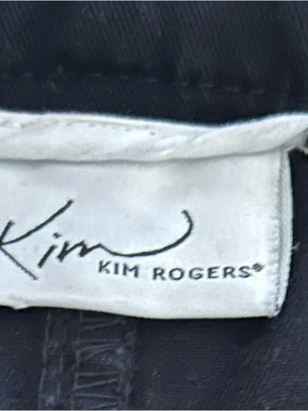 Kim Rogers Black Midi Skirt w/Slit & Pockets ~ Size 16/18 (Size tag is missing)